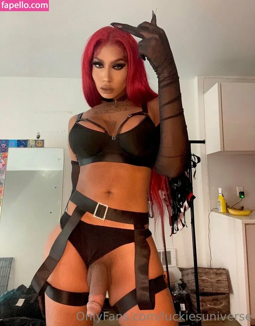 luckiesuniverse Onlyfans Photo Gallery 
