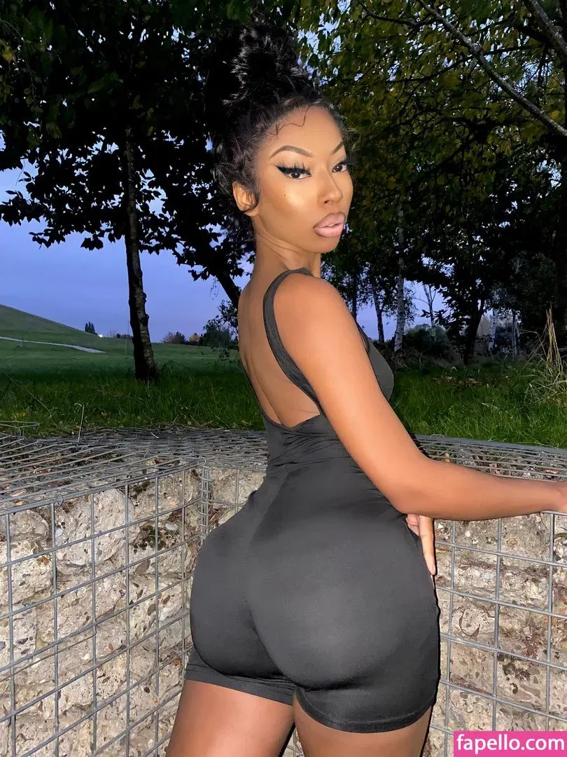 Paris Jackson Onlyfans Photo Gallery 