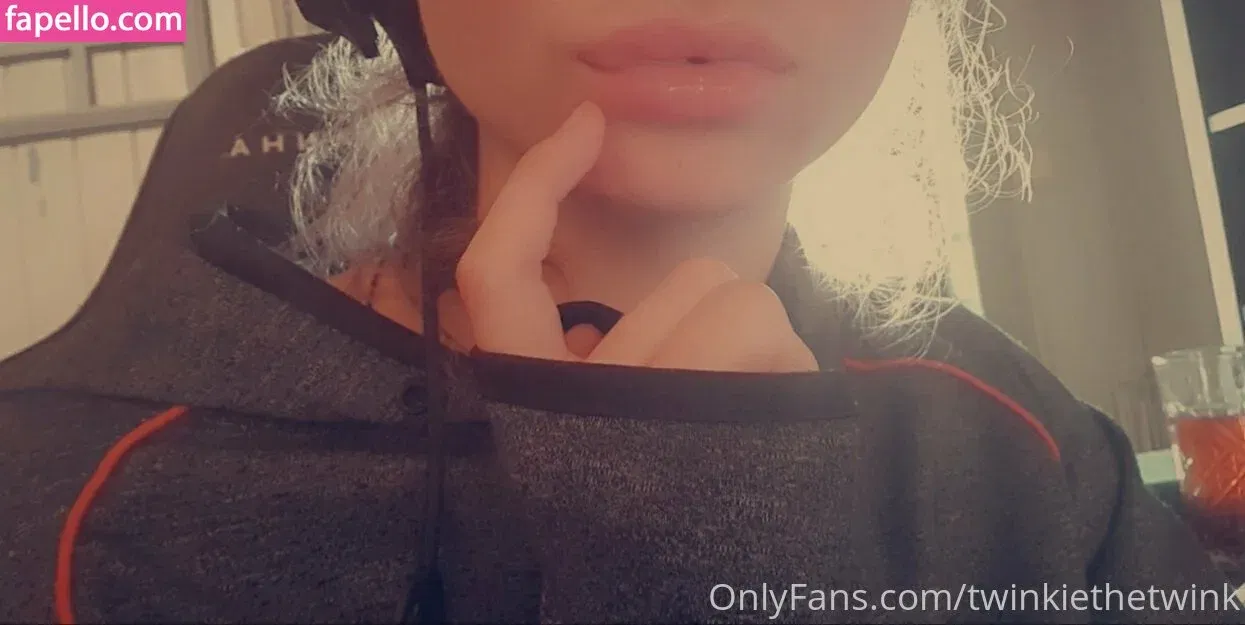 Twinkiethetwink Onlyfans Photo Gallery 