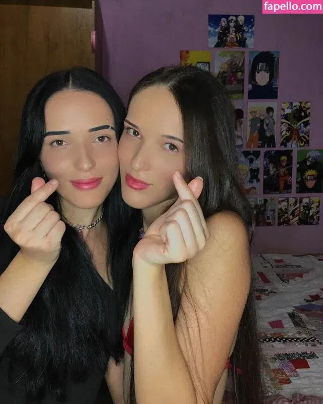 Gémeas Marina Onlyfans Photo Gallery 