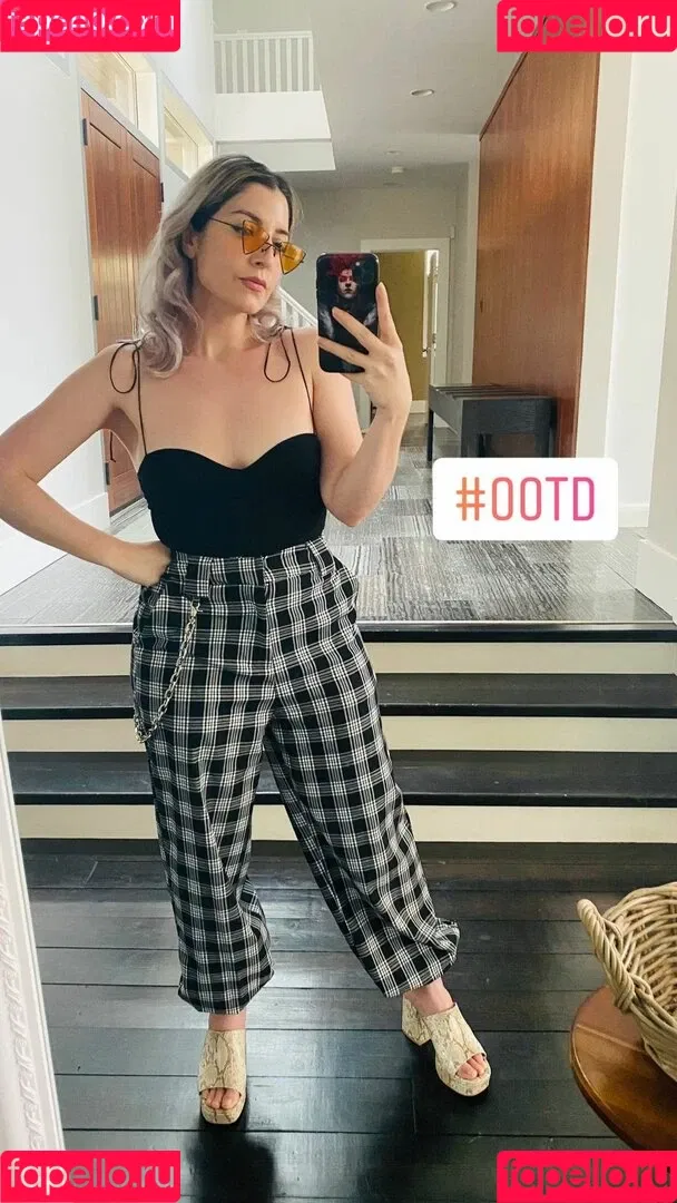 Rebecca Ford Onlyfans Photo Gallery 