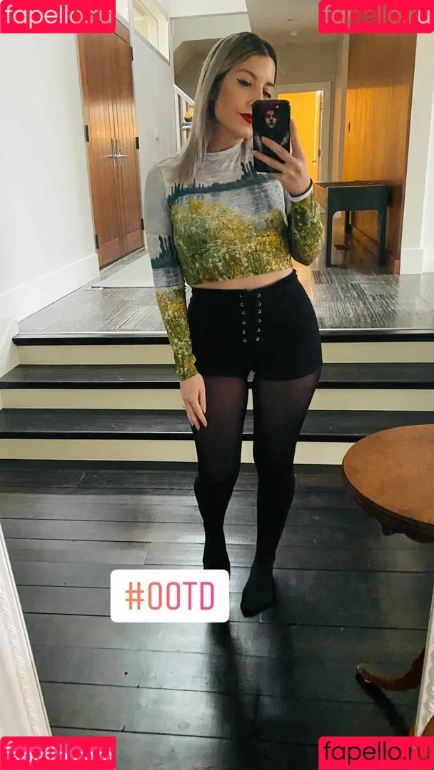 Rebecca Ford Onlyfans Photo Gallery 