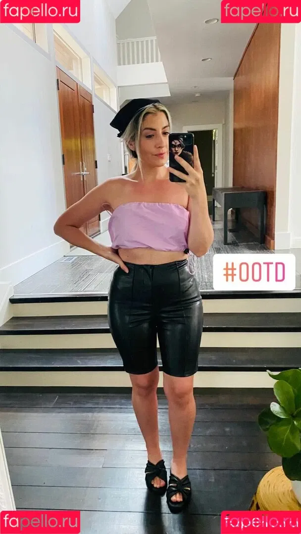 Rebecca Ford Onlyfans Photo Gallery 
