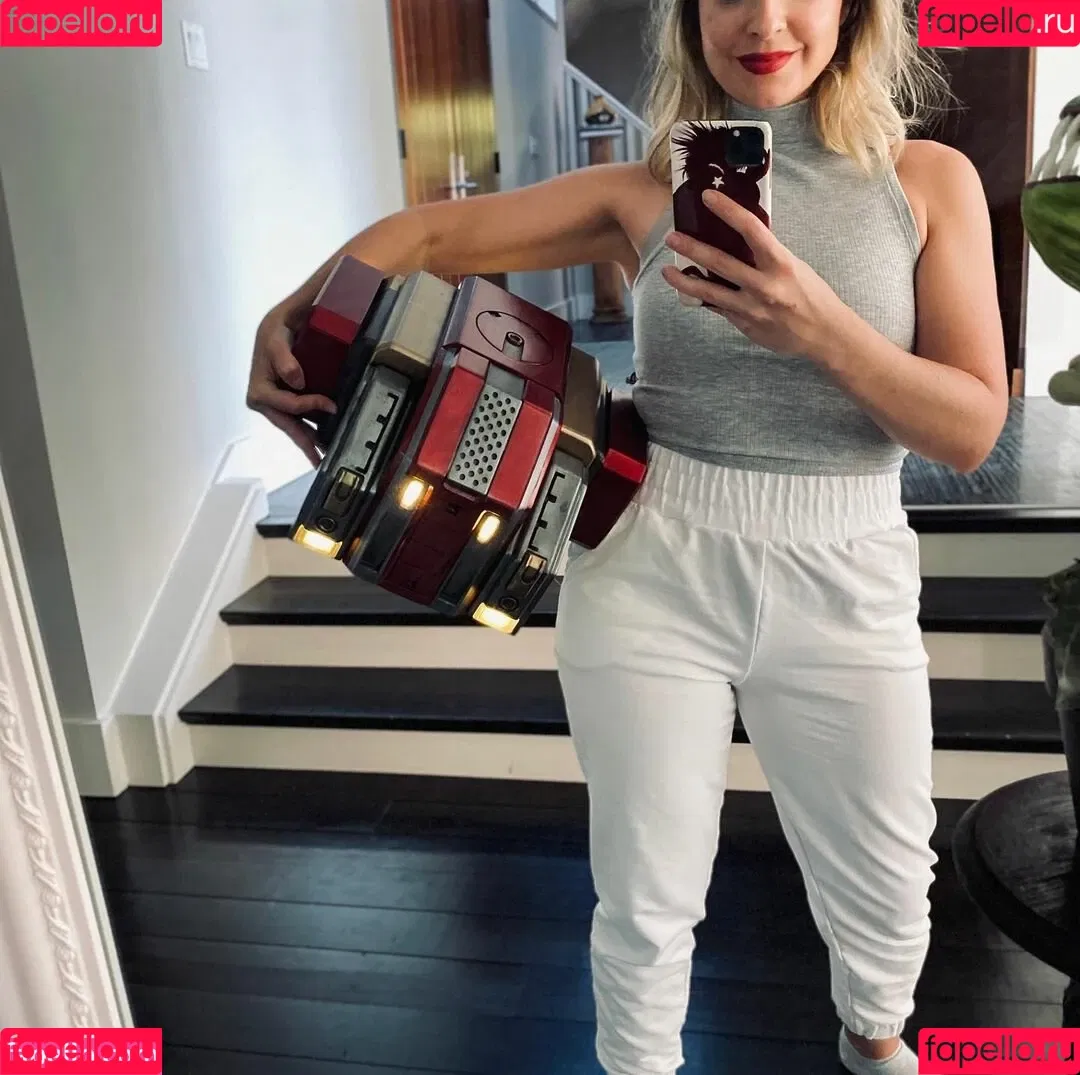 Rebecca Ford Onlyfans Photo Gallery 
