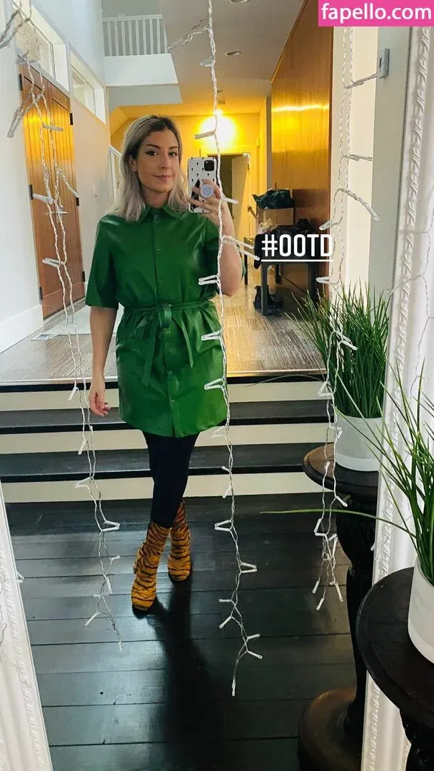 Rebecca Ford Onlyfans Photo Gallery 