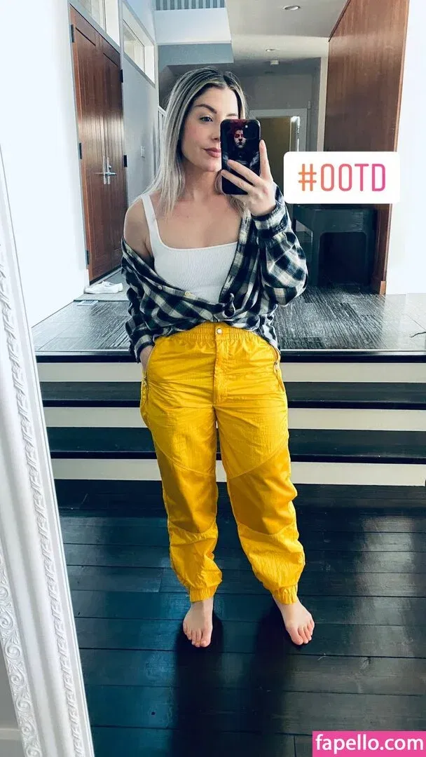 Rebecca Ford Onlyfans Photo Gallery 