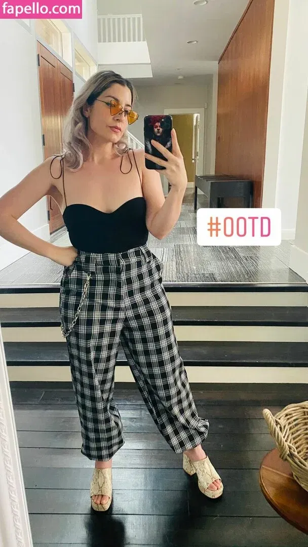 Rebecca Ford Onlyfans Photo Gallery 