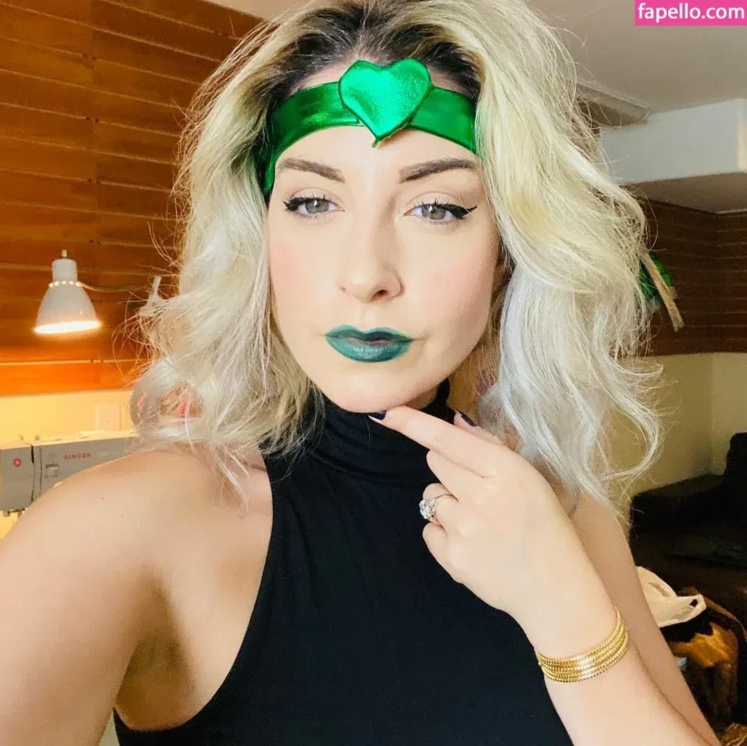 Rebecca Ford Onlyfans Photo Gallery 