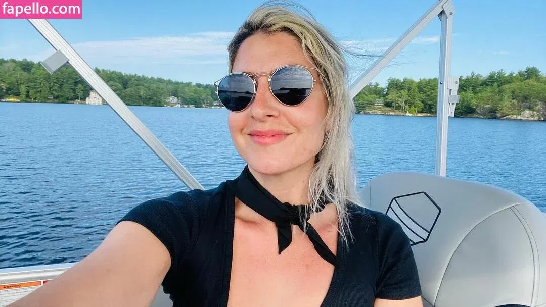 Rebecca Ford Onlyfans Photo Gallery 