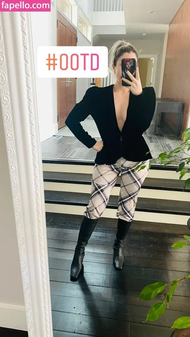 Rebecca Ford Onlyfans Photo Gallery 