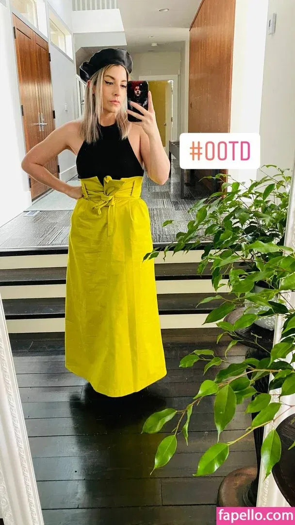 Rebecca Ford Onlyfans Photo Gallery 