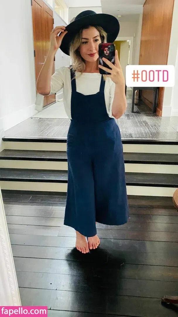 Rebecca Ford Onlyfans Photo Gallery 