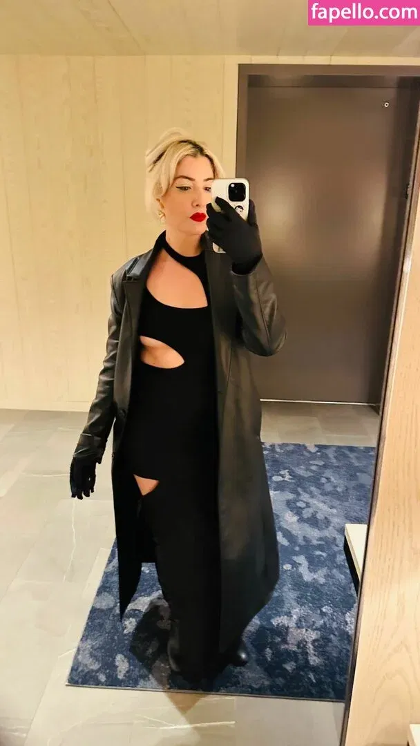 Rebecca Ford Onlyfans Photo Gallery 