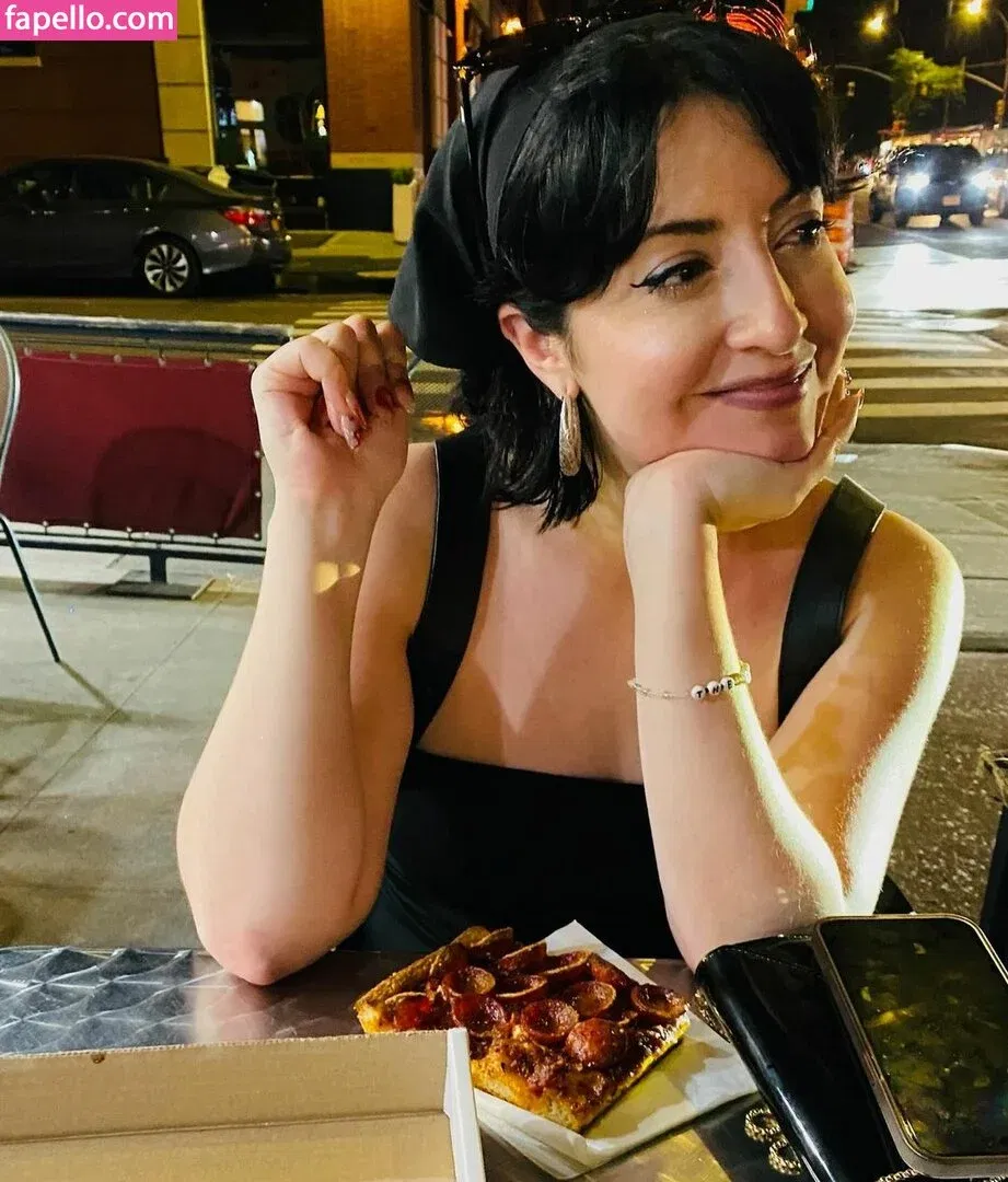 Rebecca Ford Onlyfans Photo Gallery 