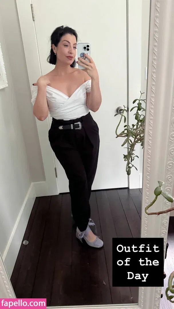 Rebecca Ford Onlyfans Photo Gallery 