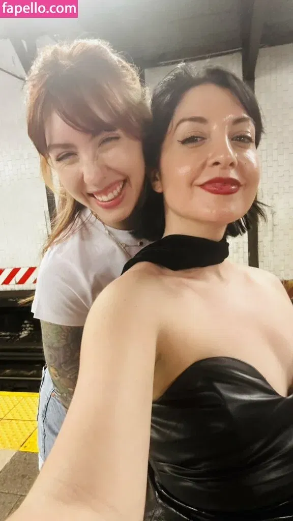 Rebecca Ford Onlyfans Photo Gallery 