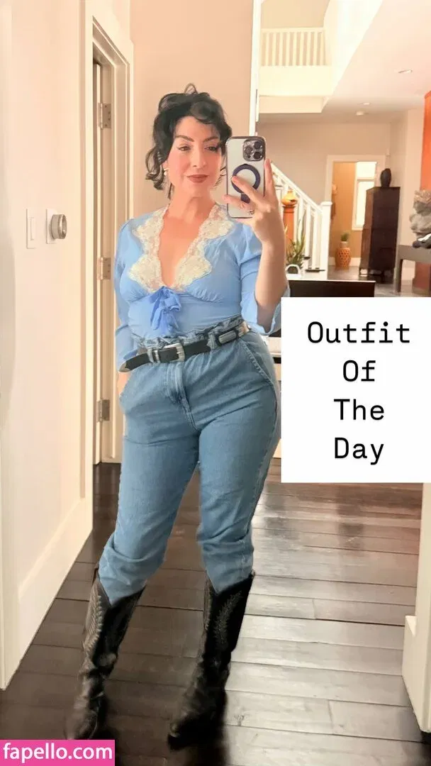 Rebecca Ford Onlyfans Photo Gallery 