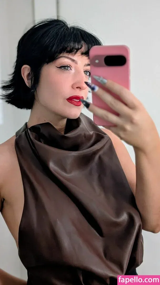 Rebecca Ford Onlyfans Photo Gallery 