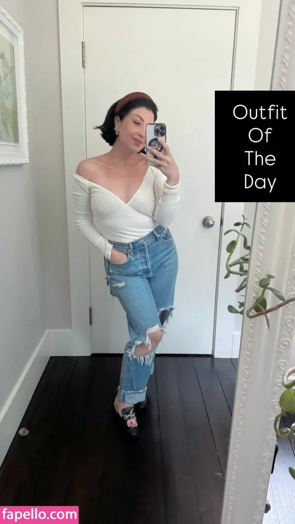 Rebecca Ford Onlyfans Photo Gallery 