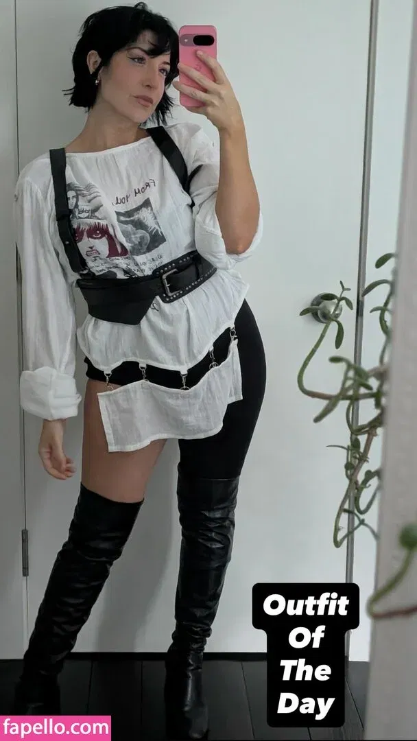 Rebecca Ford Onlyfans Photo Gallery 