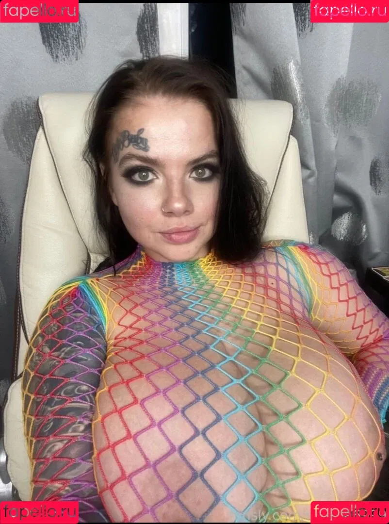 Natalia Polyakova Onlyfans Photo Gallery 