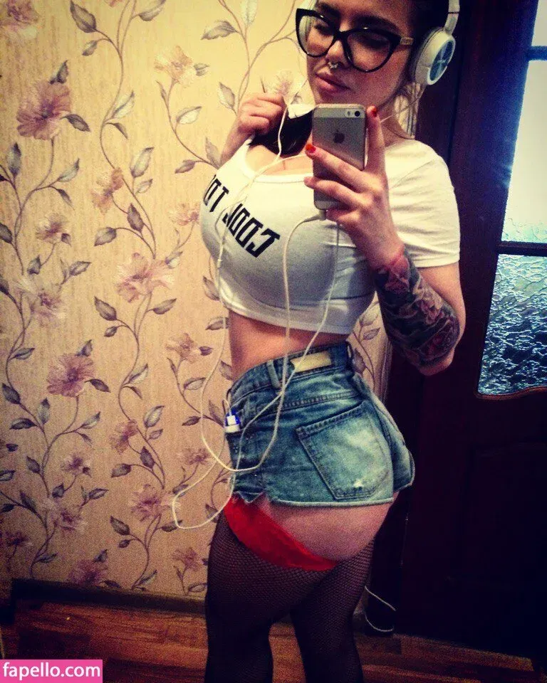 Natalia Polyakova Onlyfans Photo Gallery 