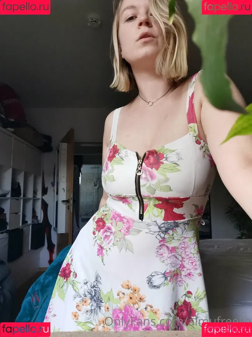 aimufreelia Onlyfans Photo Gallery 