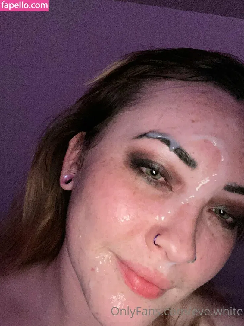 eve.white Onlyfans Photo Gallery 