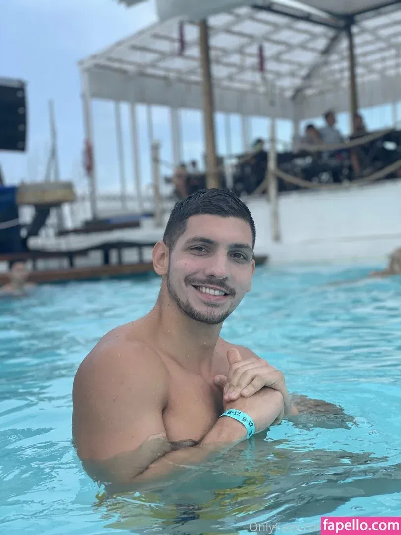 emiliano_terra Onlyfans Photo Gallery 