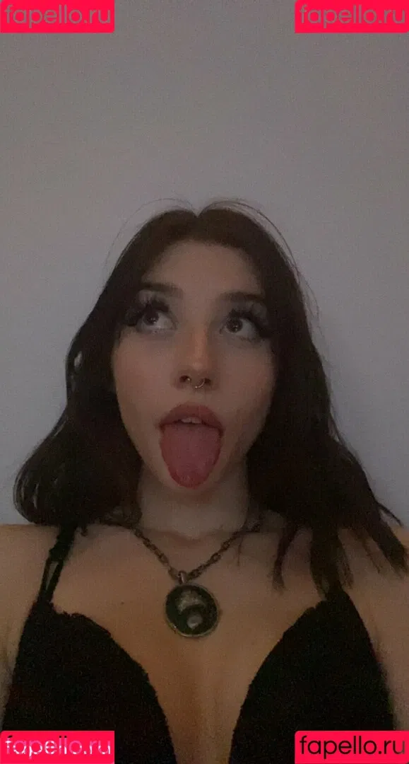 holyLexx Onlyfans Photo Gallery 