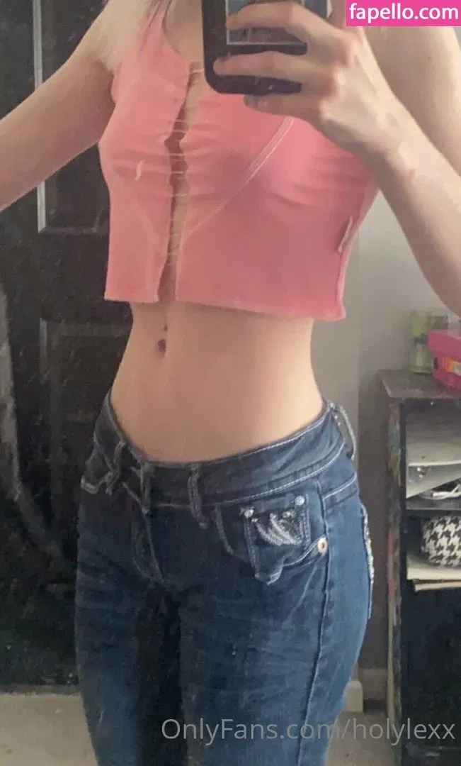 holyLexx Onlyfans Photo Gallery 