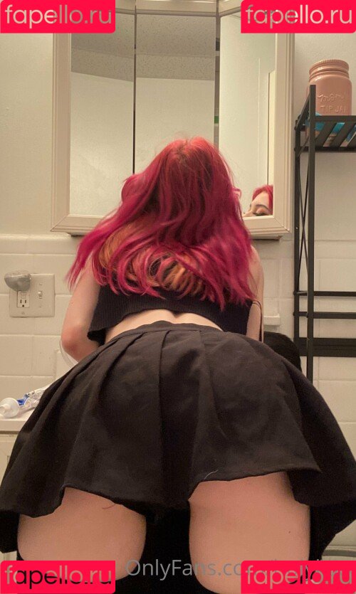 holyLexx Onlyfans Photo Gallery 