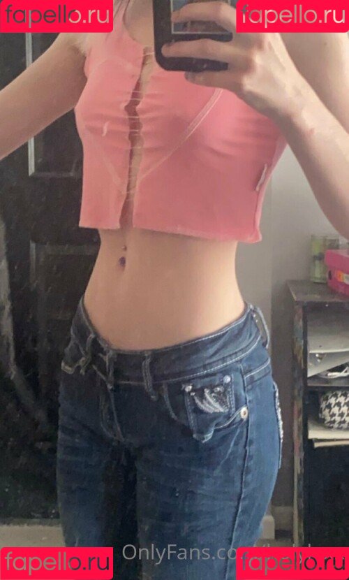 holyLexx Onlyfans Photo Gallery 