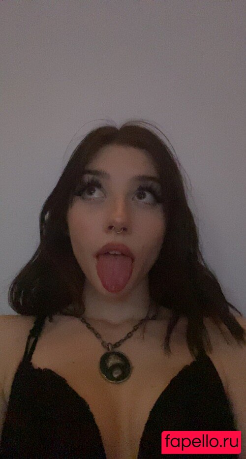 holyLexx Onlyfans Photo Gallery 