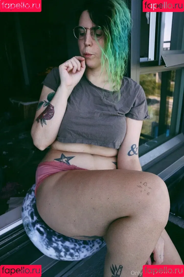WitchyTQ Onlyfans Photo Gallery 