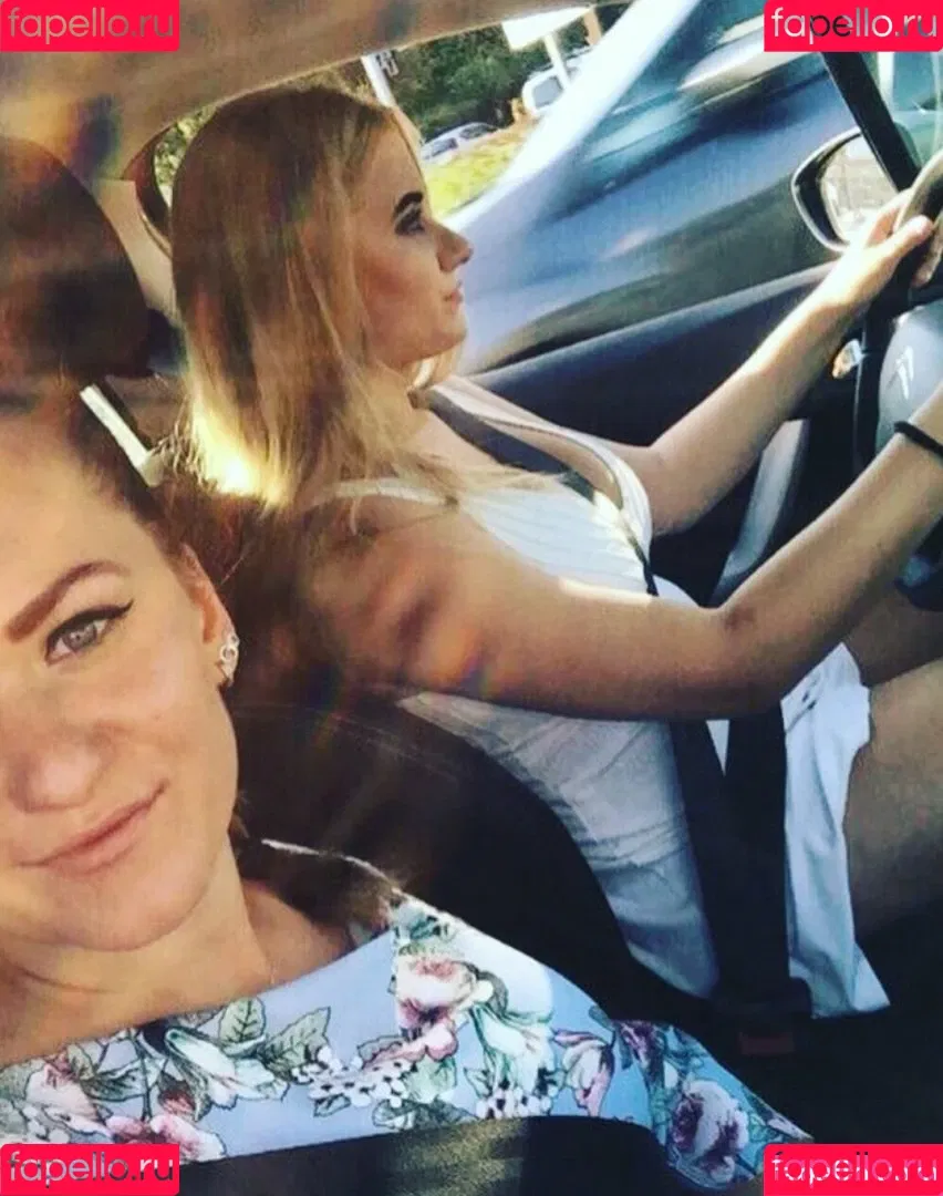 Anastasia Ticus Onlyfans Photo Gallery 