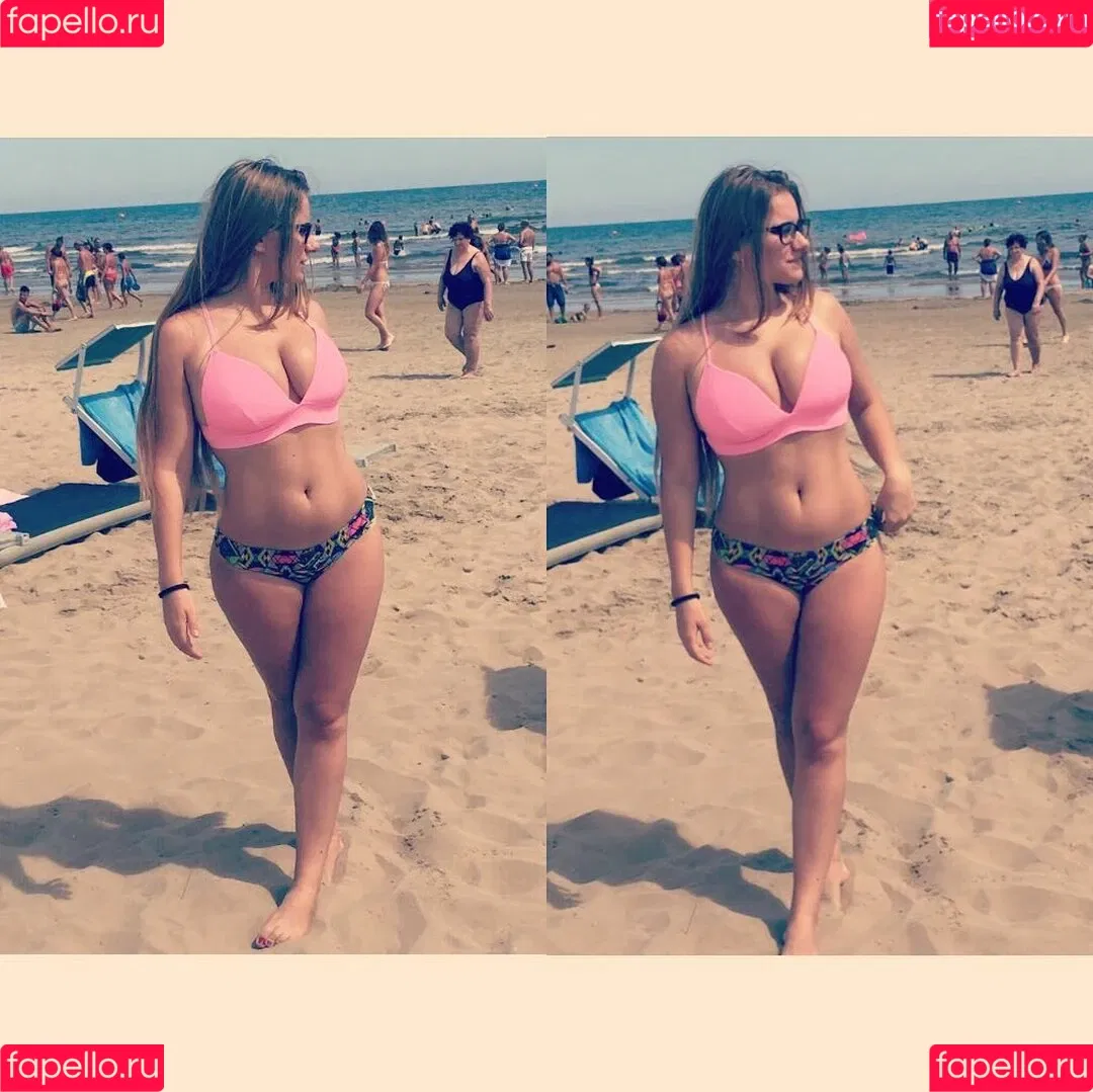 Anastasia Ticus Onlyfans Photo Gallery 