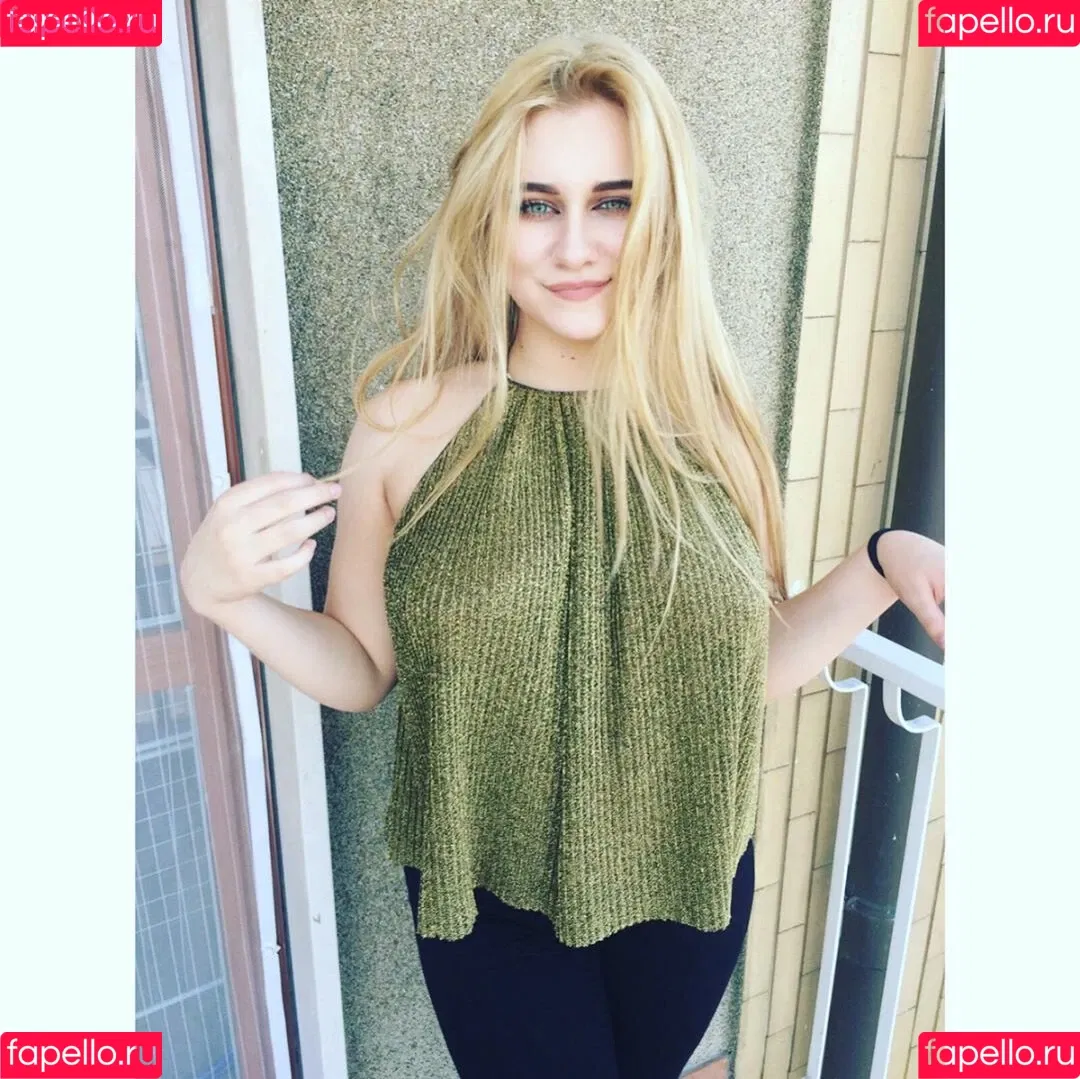 Anastasia Ticus Onlyfans Photo Gallery 