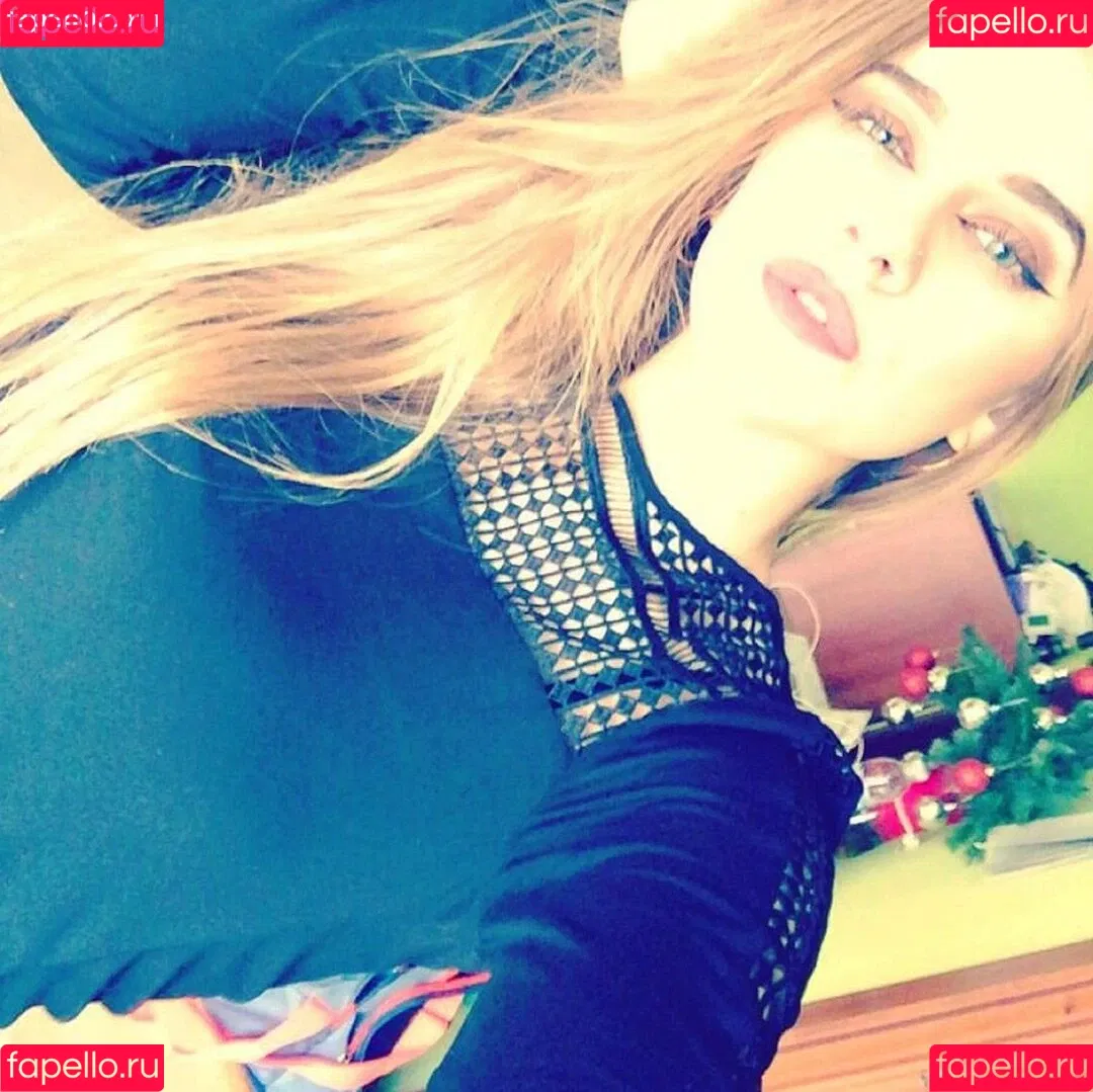 Anastasia Ticus Onlyfans Photo Gallery 