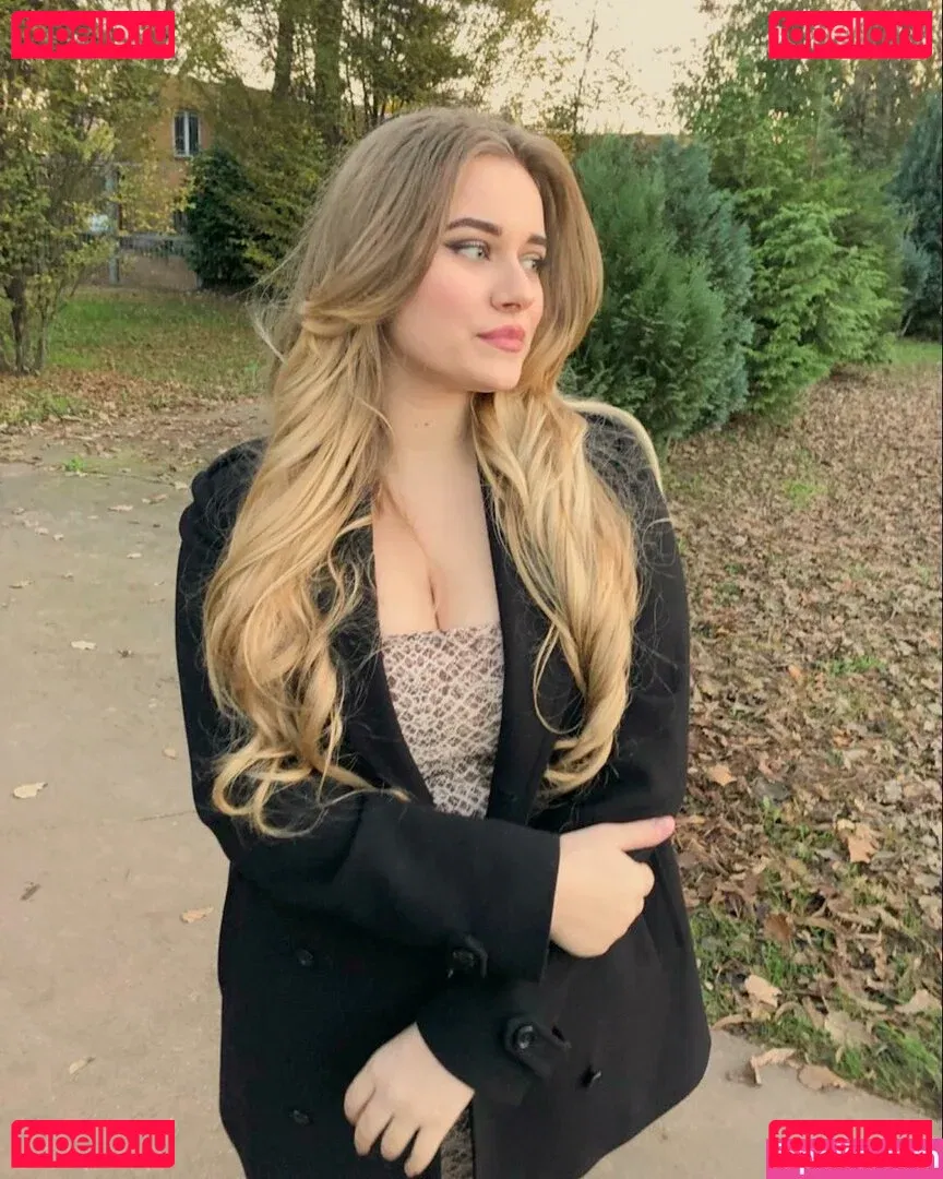 Anastasia Ticus Onlyfans Photo Gallery 