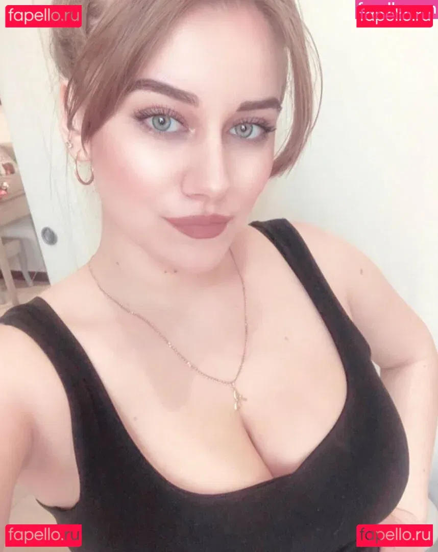 Anastasia Ticus Onlyfans Photo Gallery 