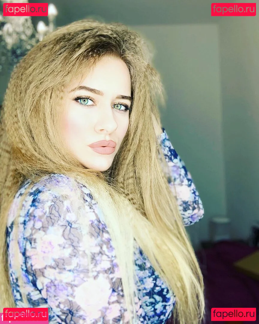 Anastasia Ticus Onlyfans Photo Gallery 