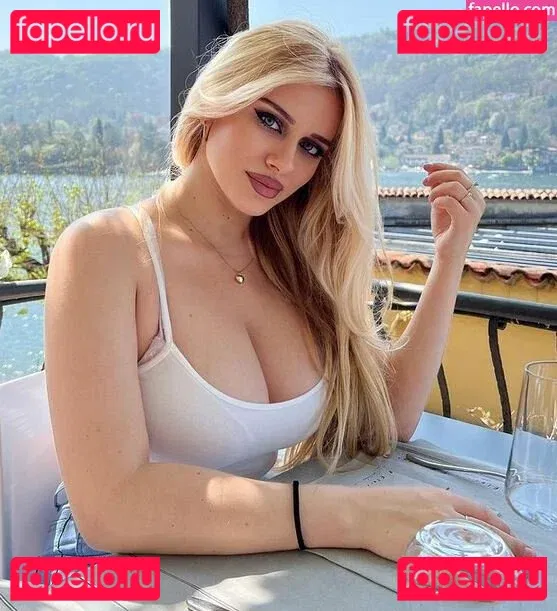 Anastasia Ticus Onlyfans Photo Gallery 