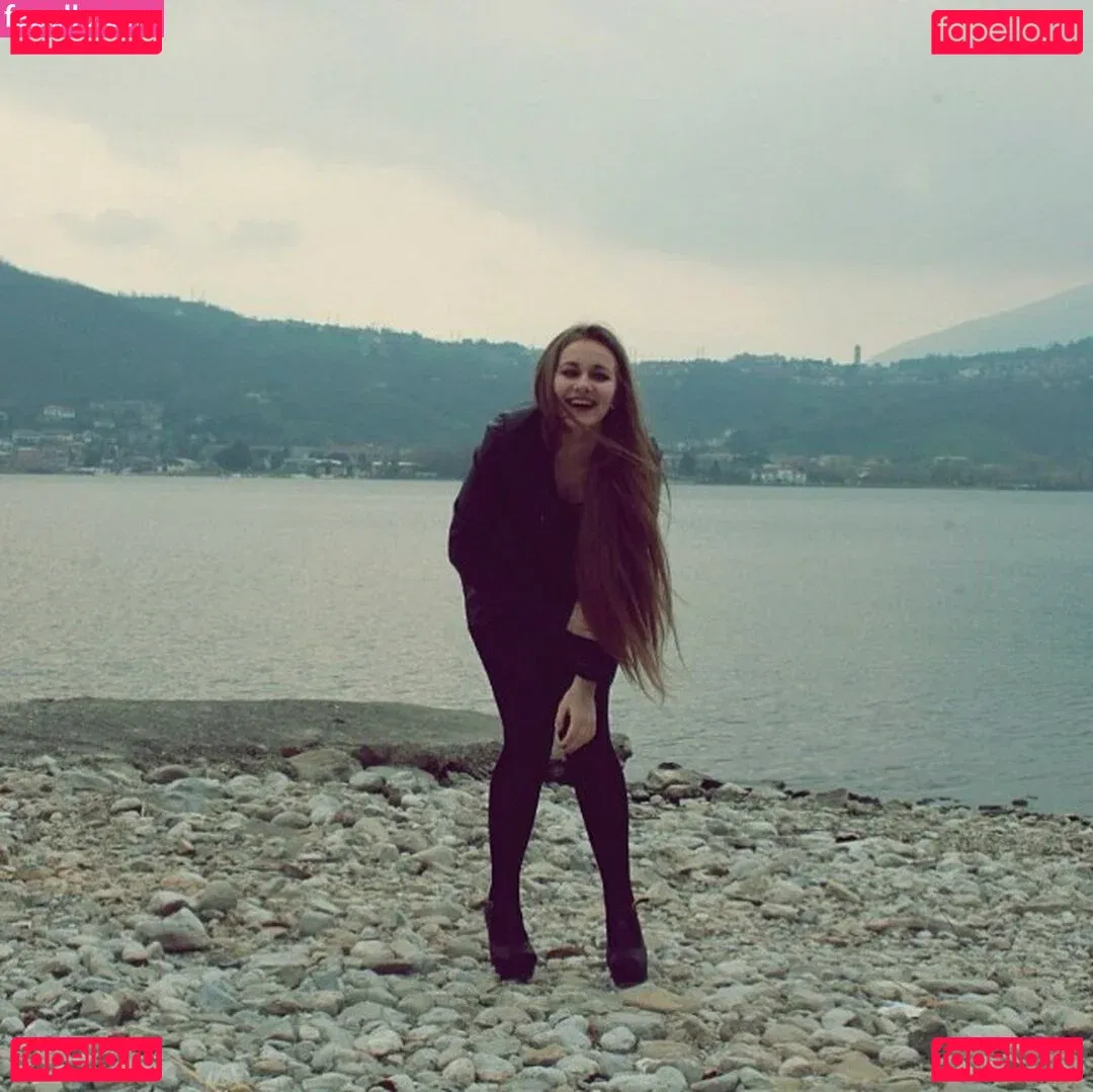 Anastasia Ticus Onlyfans Photo Gallery 