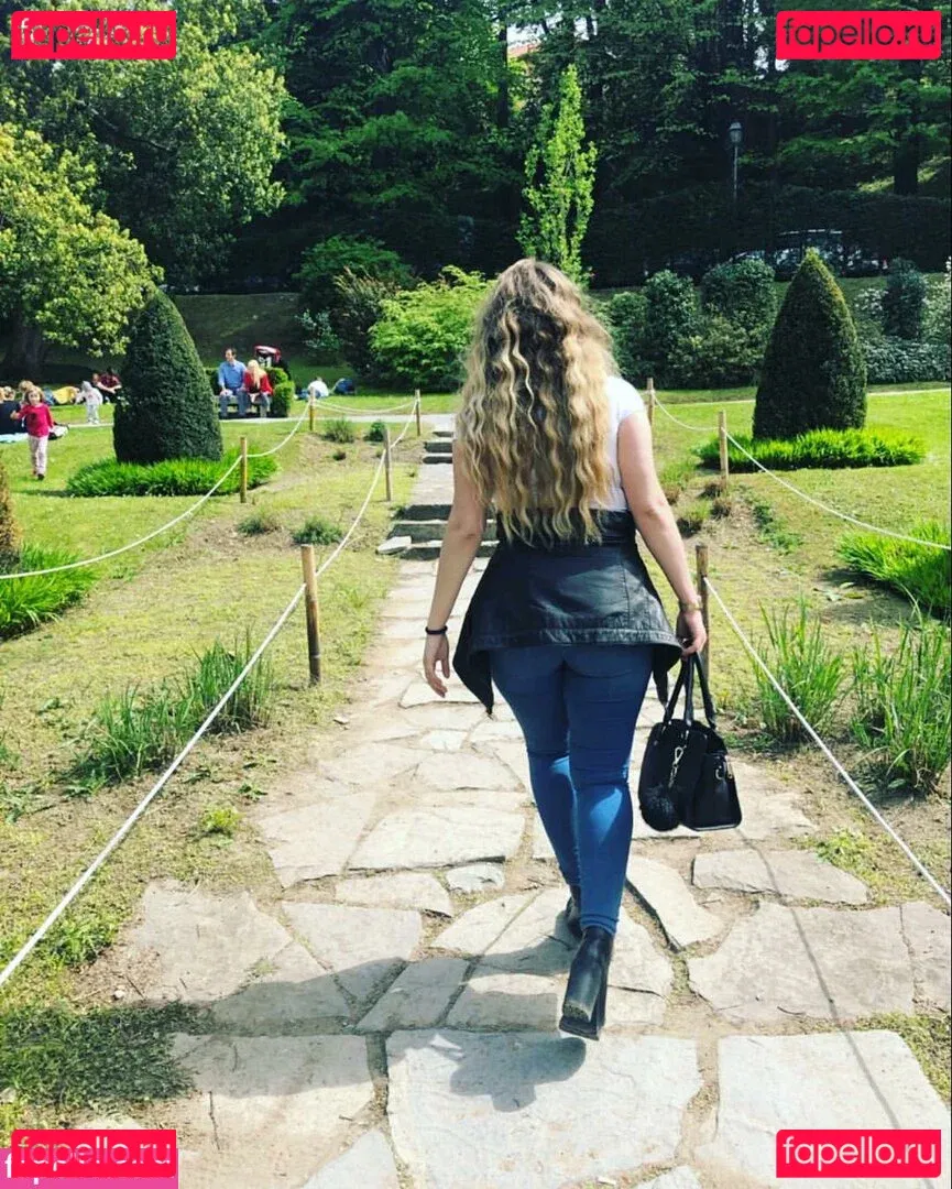 Anastasia Ticus Onlyfans Photo Gallery 