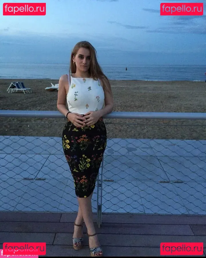 Anastasia Ticus Onlyfans Photo Gallery 