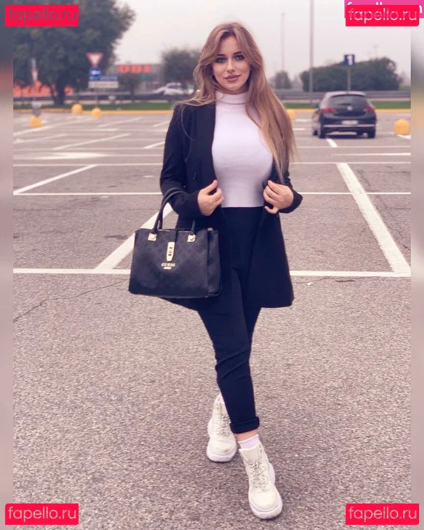 Anastasia Ticus Onlyfans Photo Gallery 