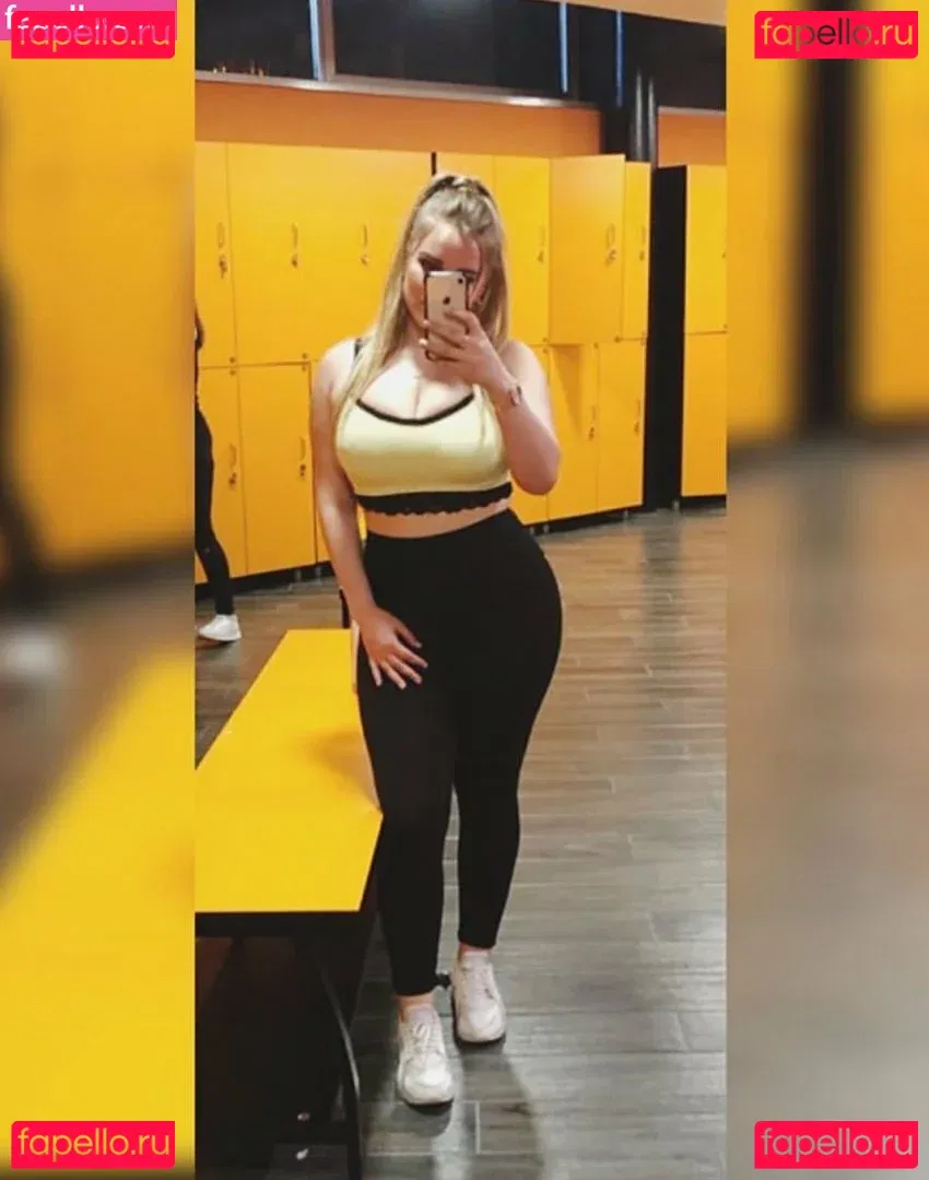 Anastasia Ticus Onlyfans Photo Gallery 