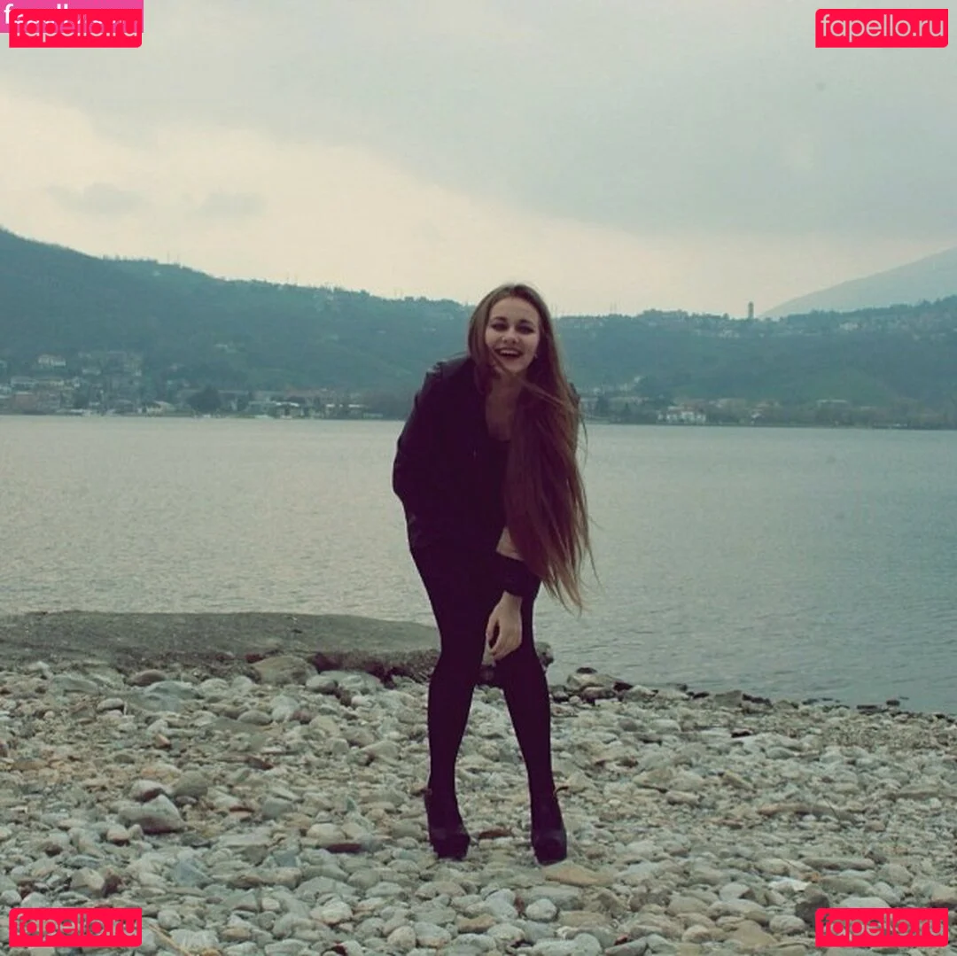 Anastasia Ticus Onlyfans Photo Gallery 