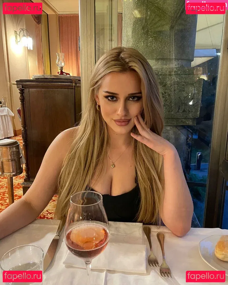 Anastasia Ticus Onlyfans Photo Gallery 